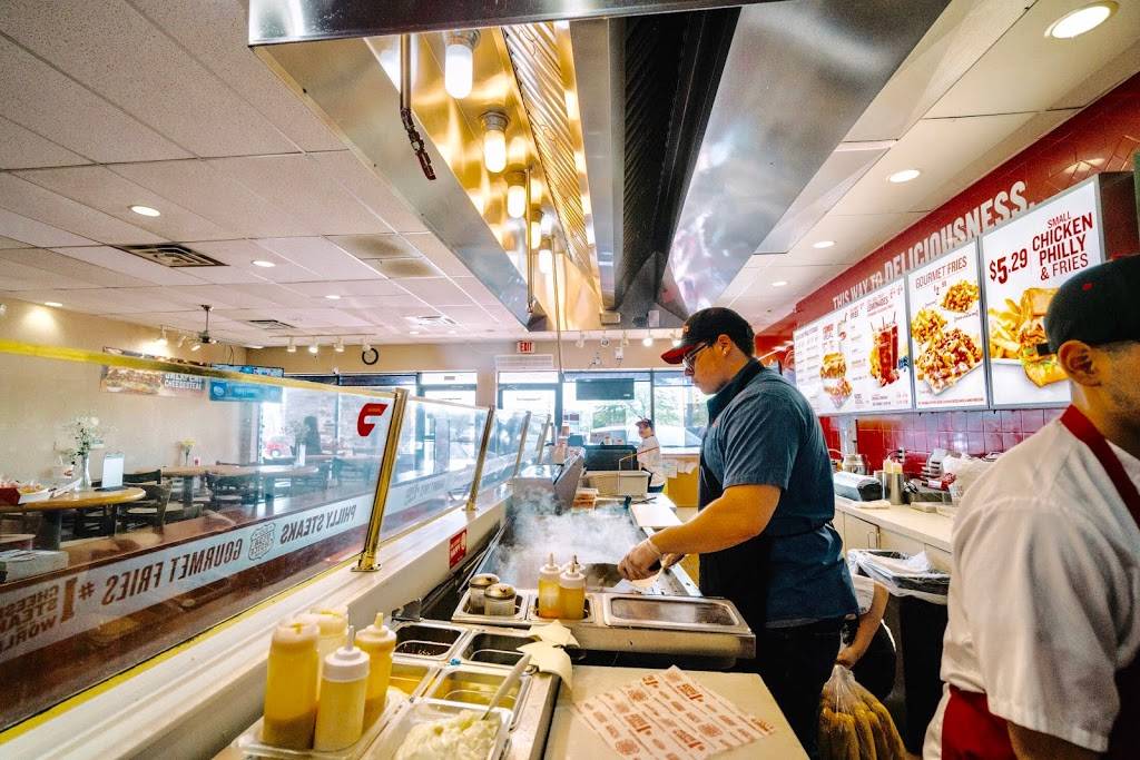 Charleys Philly Steaks | restaurant | 3272 S 27th St, Milwaukee, WI 53215, USA | 4146716770 OR +1 414-671-6770