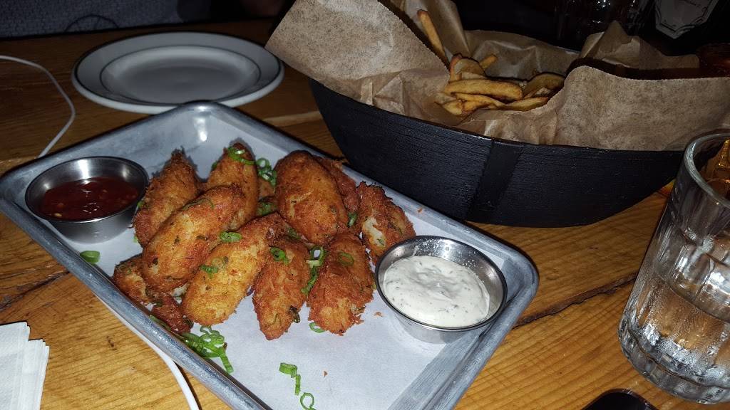 The Folly | restaurant | 92 W Houston St, New York, NY 10012, USA | 6467264740 OR +1 646-726-4740