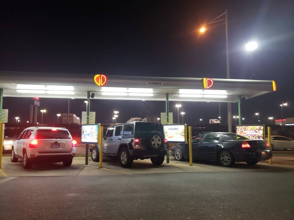 Sonic Drive-In | restaurant | 2922 S Cicero Ave, Cicero, IL 60804, USA | 7087803591 OR +1 708-780-3591