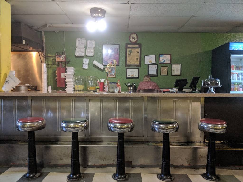 One Stop Jerk Center Jamaican | restaurant | 2108 N Howard Ave, Tampa, FL 33607, USA | 8132589099 OR +1 813-258-9099