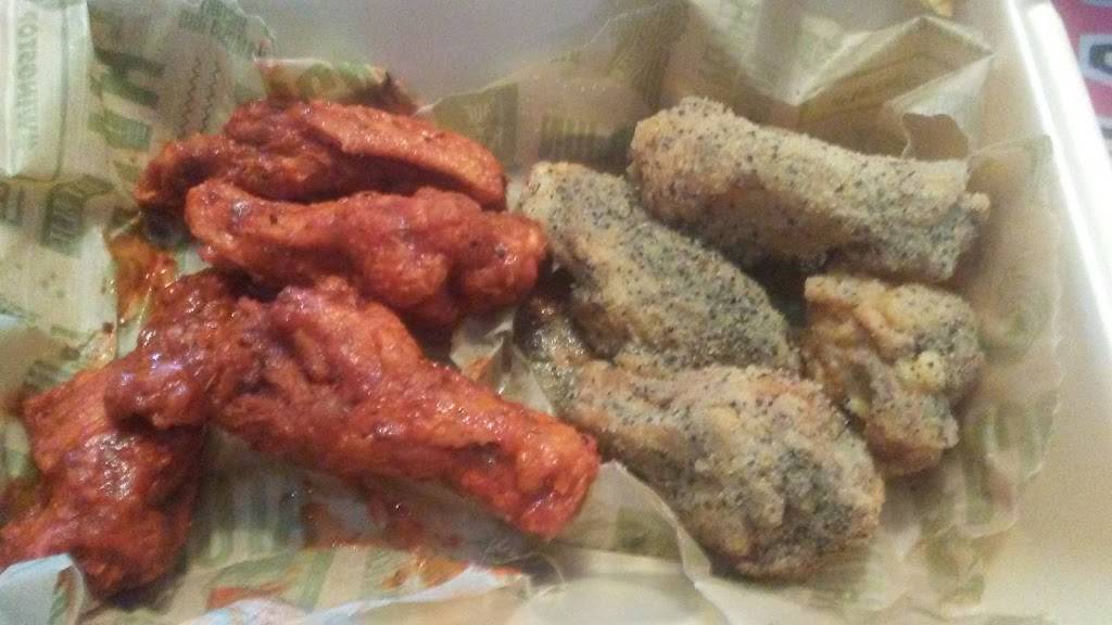 Wingstop | restaurant | 4570 Lyons Rd Ste 104, Coconut Creek, FL 33073, USA | 9549359464 OR +1 954-935-9464