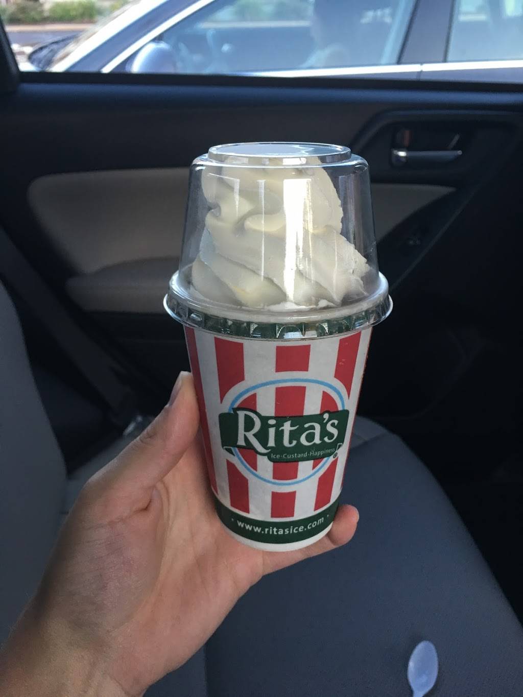 Ritas Italian Ice & Frozen Custard | restaurant | 323 E Gay St, West Chester, PA 19380, USA | 6107389090 OR +1 610-738-9090