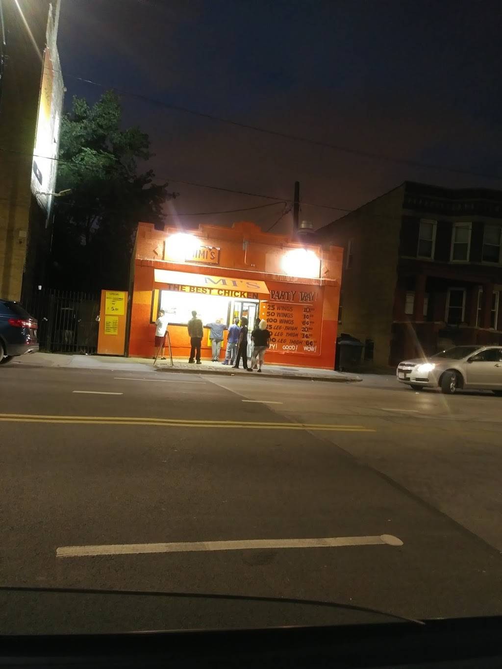 Mimis | restaurant | 3748 W Division St, Chicago, IL 60651, USA | 7732277888 OR +1 773-227-7888