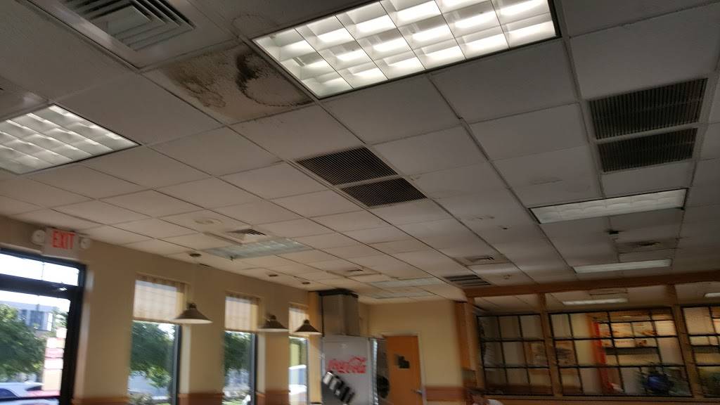 Wendys | restaurant | 300 Veterans Memorial Blvd, Metairie, LA 70005, USA | 5047777566 OR +1 504-777-7566