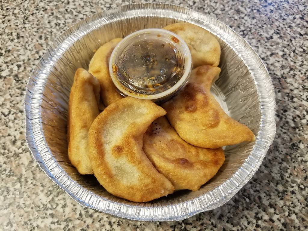 Great Wall Restaurant | restaurant | 4 Olde Eastwood Village Blvd, Asheville, NC 28803, USA | 8282981887 OR +1 828-298-1887