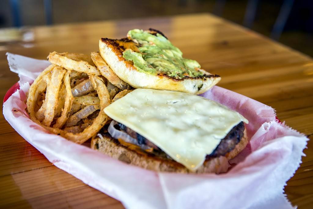 Phils Icehouse | restaurant | 13265 US-183, Austin, TX 78750, USA | 5122578750 OR +1 512-257-8750