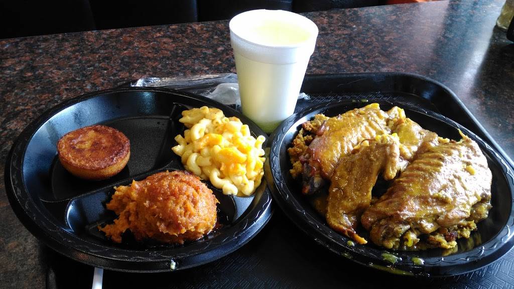 Q Time | restaurant | 1120 Ralph David Abernathy Blvd SW, Atlanta, GA 30310, USA | 4047582881 OR +1 404-758-2881