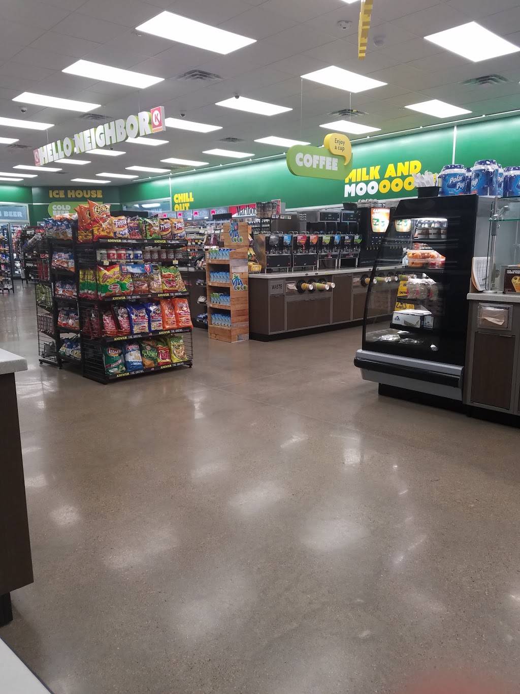 Circle K | cafe | 3010 N Westmoreland Rd, Dallas, TX 75212, USA | 2149203696 OR +1 214-920-3696