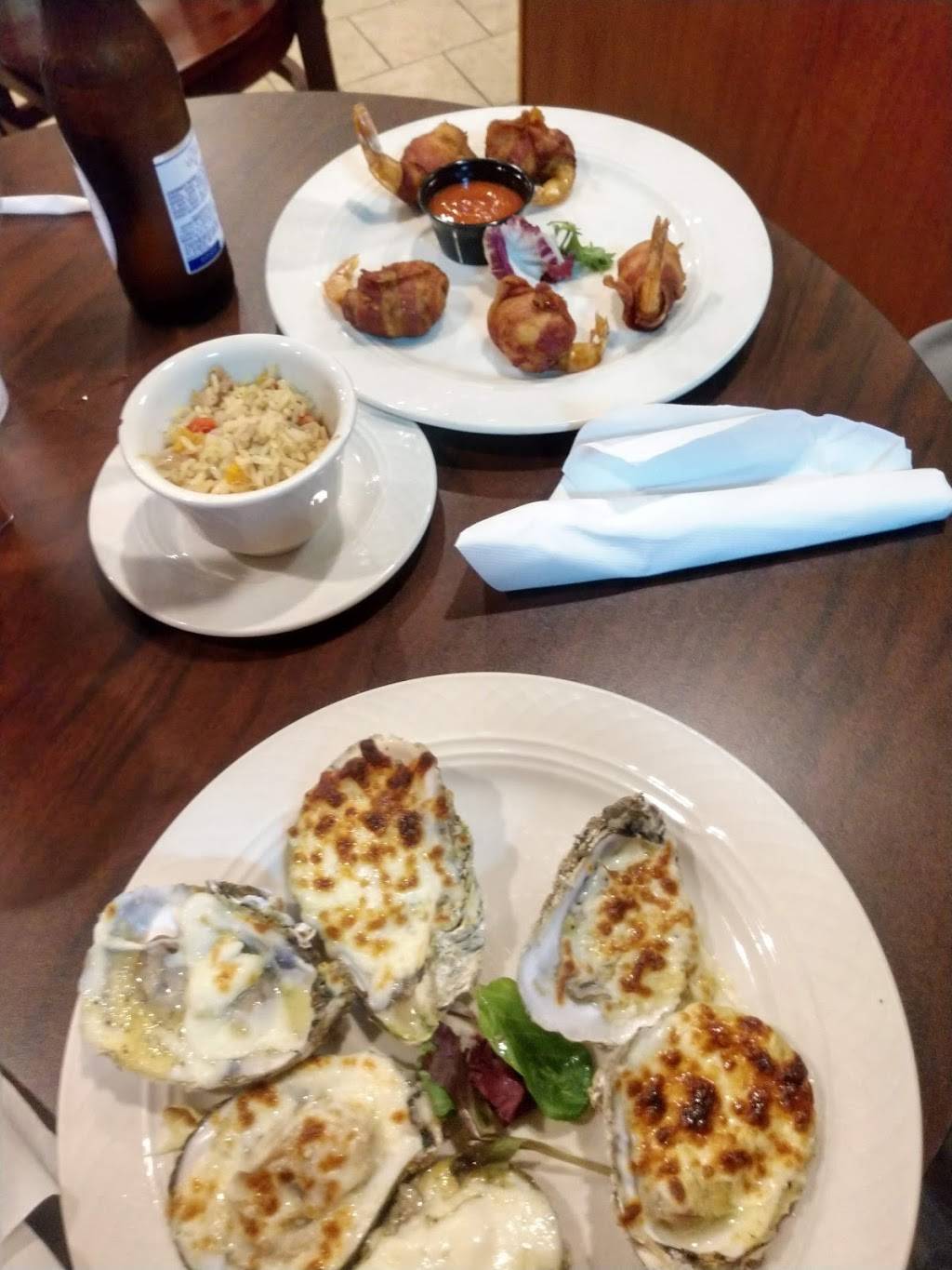 Rusty Crab Seafood Bar & Grill | restaurant | 8440 Dorchester Rd, Charleston, SC 29420, USA | 8438184245 OR +1 843-818-4245