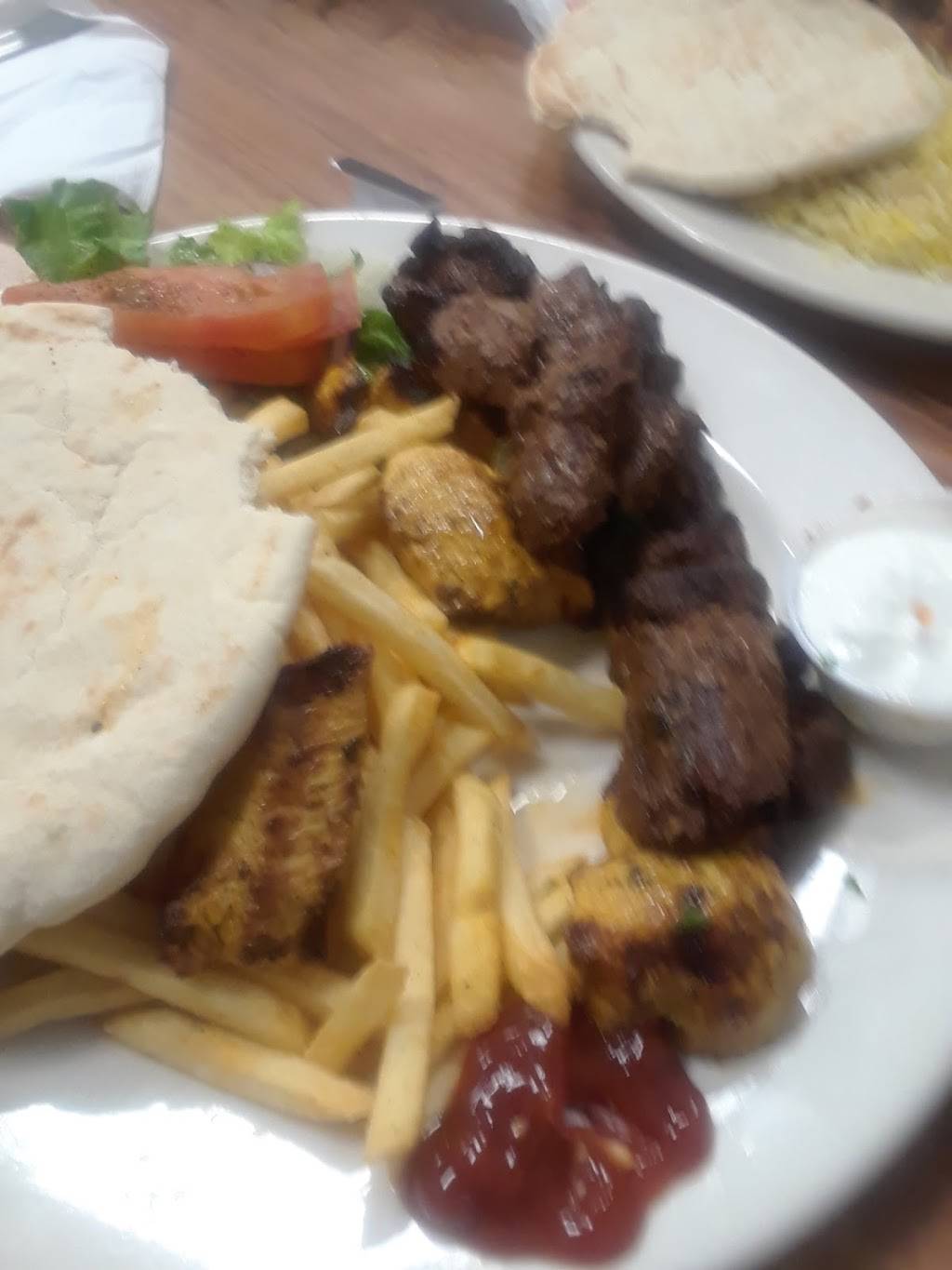 Salaama Restaurant | restaurant | 2440 S Collins St # 138, Arlington, TX 76014, USA | 2149241174 OR +1 214-924-1174