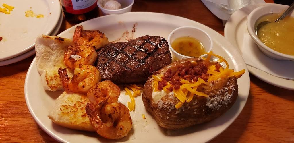 Texas Roadhouse | restaurant | 400 Columbiana Dr, Columbia, SC 29212, USA | 8034076670 OR +1 803-407-6670