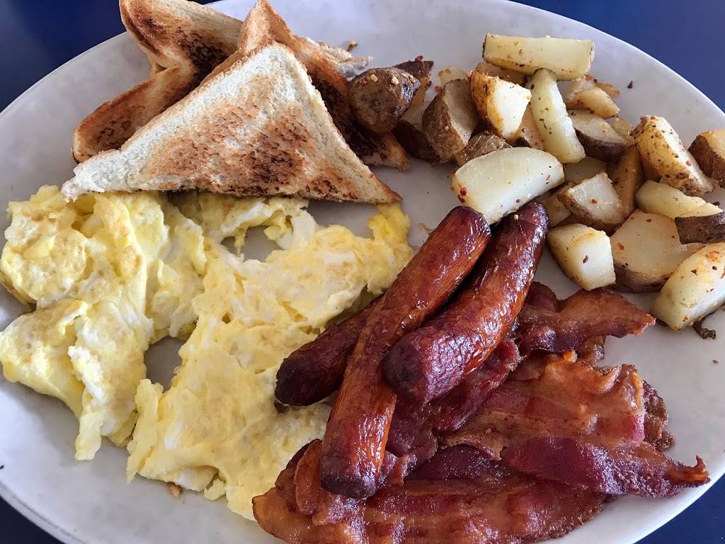 Breezy Corners Freelton | restaurant | 1480 ON-6, Hamilton, ON L8N 2Z7, Canada | 9056591556 OR +1 905-659-1556