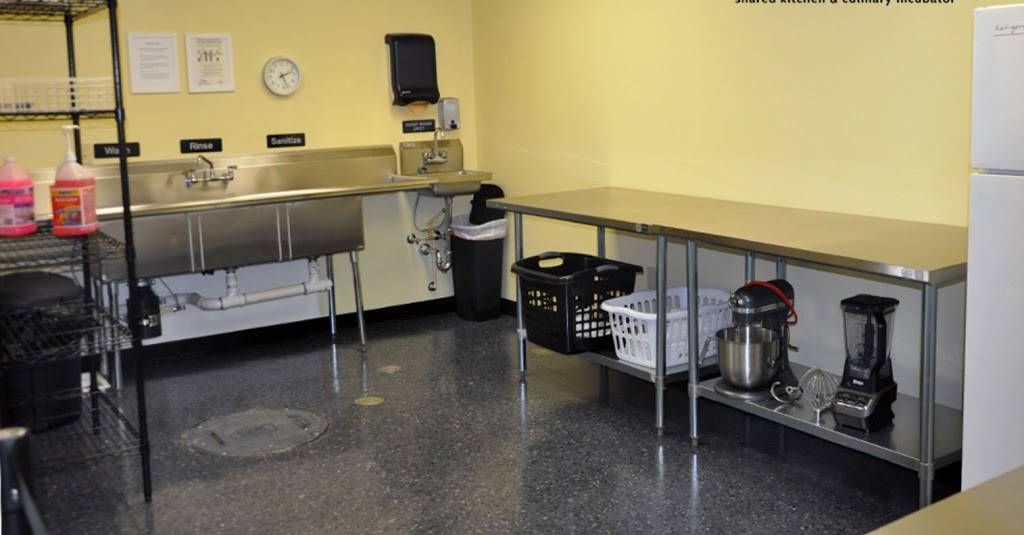 Salgados & Companhia USA | restaurant | 3601 Vineland Rd #1, Orlando, FL 32811, USA | 4075525542 OR +1 407-552-5542