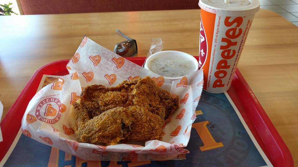 Popeyes Louisiana Kitchen | restaurant | 18401 S Dixie Hwy, Cutler Bay, FL 33157, USA | 3059713000 OR +1 305-971-3000