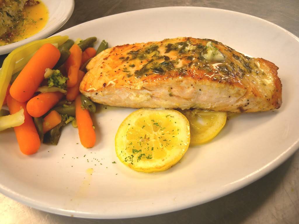 DAgostinos Navajo Bar & Grille | night club | 8970 Red Arrow Hwy, Bridgman, MI 49106, USA | 2694653434 OR +1 269-465-3434