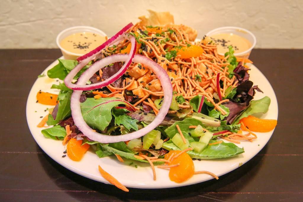 Danettes Brick Oven Pub | restaurant | 2875 Ray Lawyer Dr, Placerville, CA 95667, USA | 5306227420 OR +1 530-622-7420