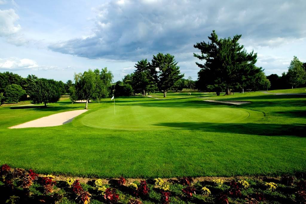 Lincoln Golf Club | restaurant | 4907 Whitehall Rd, Muskegon, MI 49445, USA | 2317663636 OR +1 231-766-3636