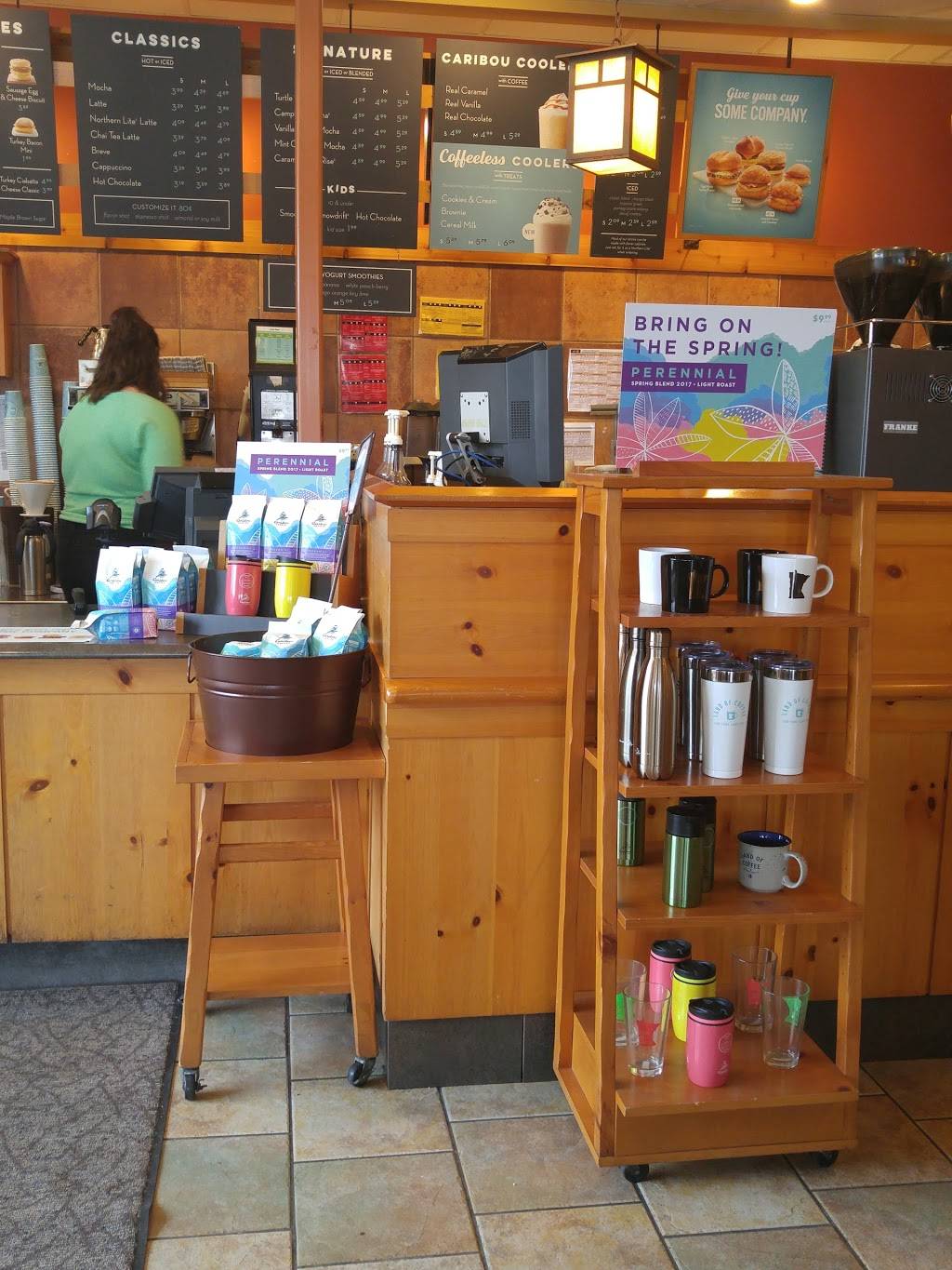 Caribou Coffee | cafe | 1817 Randolph Ave, St Paul, MN 55105, USA | 6516984702 OR +1 651-698-4702