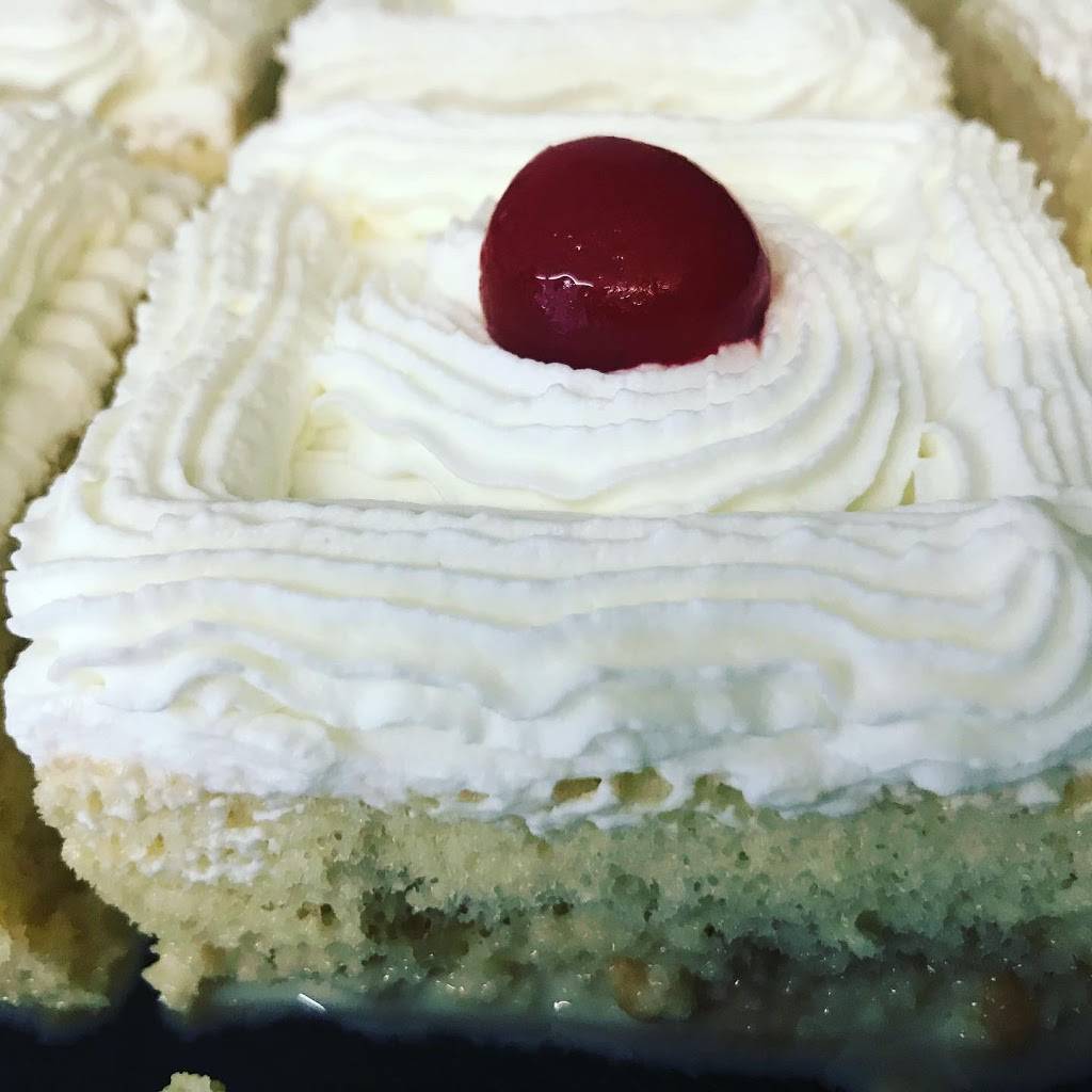 Karina’s Churros | restaurant | 4510 S Dixie Hwy, West Palm Beach, FL 33405, USA | 5612278332 OR +1 561-227-8332