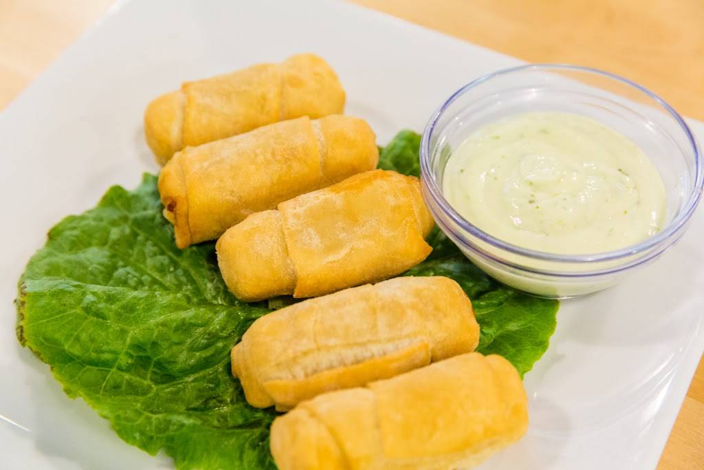 Arepas Bee | restaurant | 13412 Jefferson Davis Highway, (Inside Beehive Playground), Woodbridge, VA 22191, USA | 7039107108 OR +1 703-910-7108