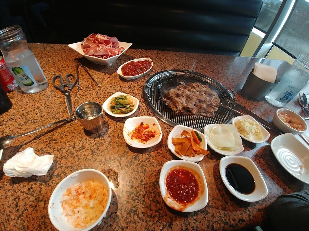Korean BBQ King | restaurant | 3747 Foothill Blvd, Glendale, CA 91214, USA | 8189571442 OR +1 818-957-1442