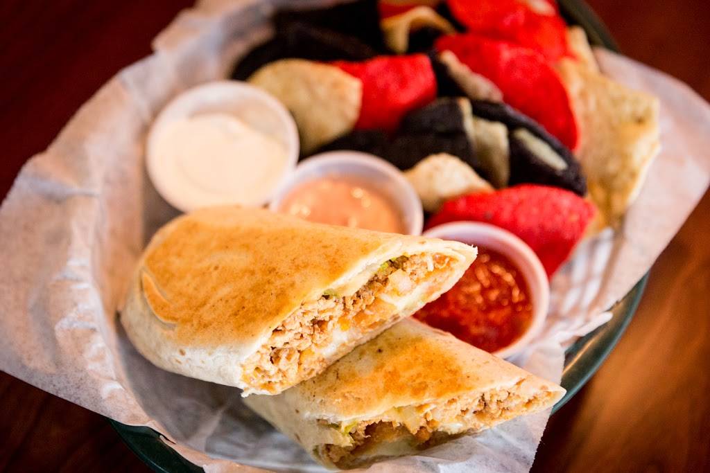 Cheeks Bar & Grill | restaurant | 1206 Towanda Ave #6, Bloomington, IL 61701, USA | 3098293655 OR +1 309-829-3655