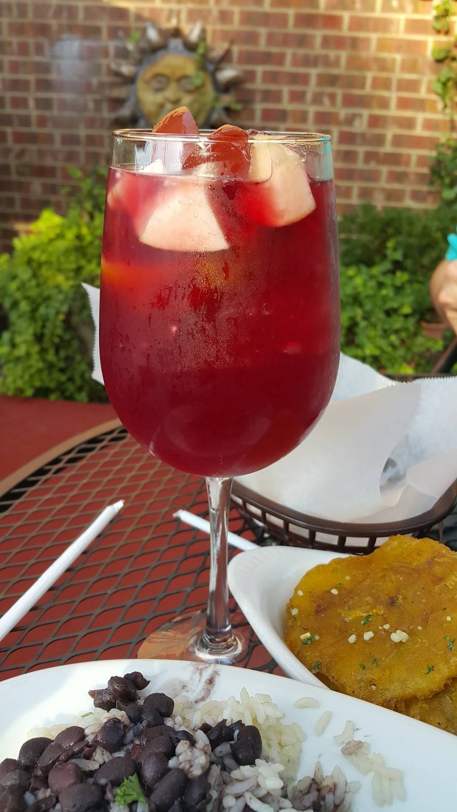 Oakwood Cafe | restaurant | 300 E Edenton St, Raleigh, NC 27601, USA | 9198285994 OR +1 919-828-5994