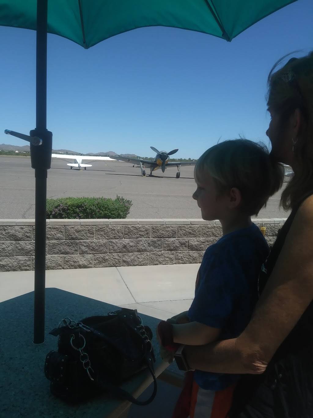 Foxtrot Café | restaurant | 3225 N Lear Ave, Casa Grande, AZ 85122, USA | 5208584577 OR +1 520-858-4577