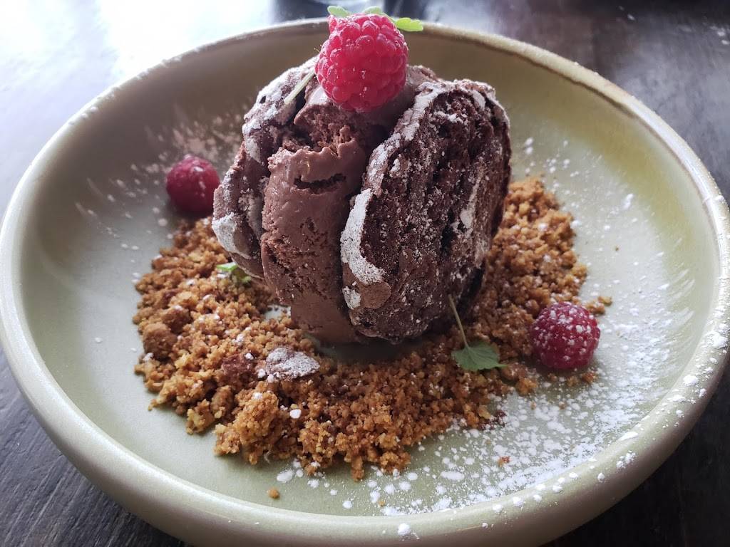 Fishbone Kitchen + Bar | restaurant | 302 Wellington St E #7, Aurora, ON L4G 1J5, Canada | 9055036146 OR +1 905-503-6146