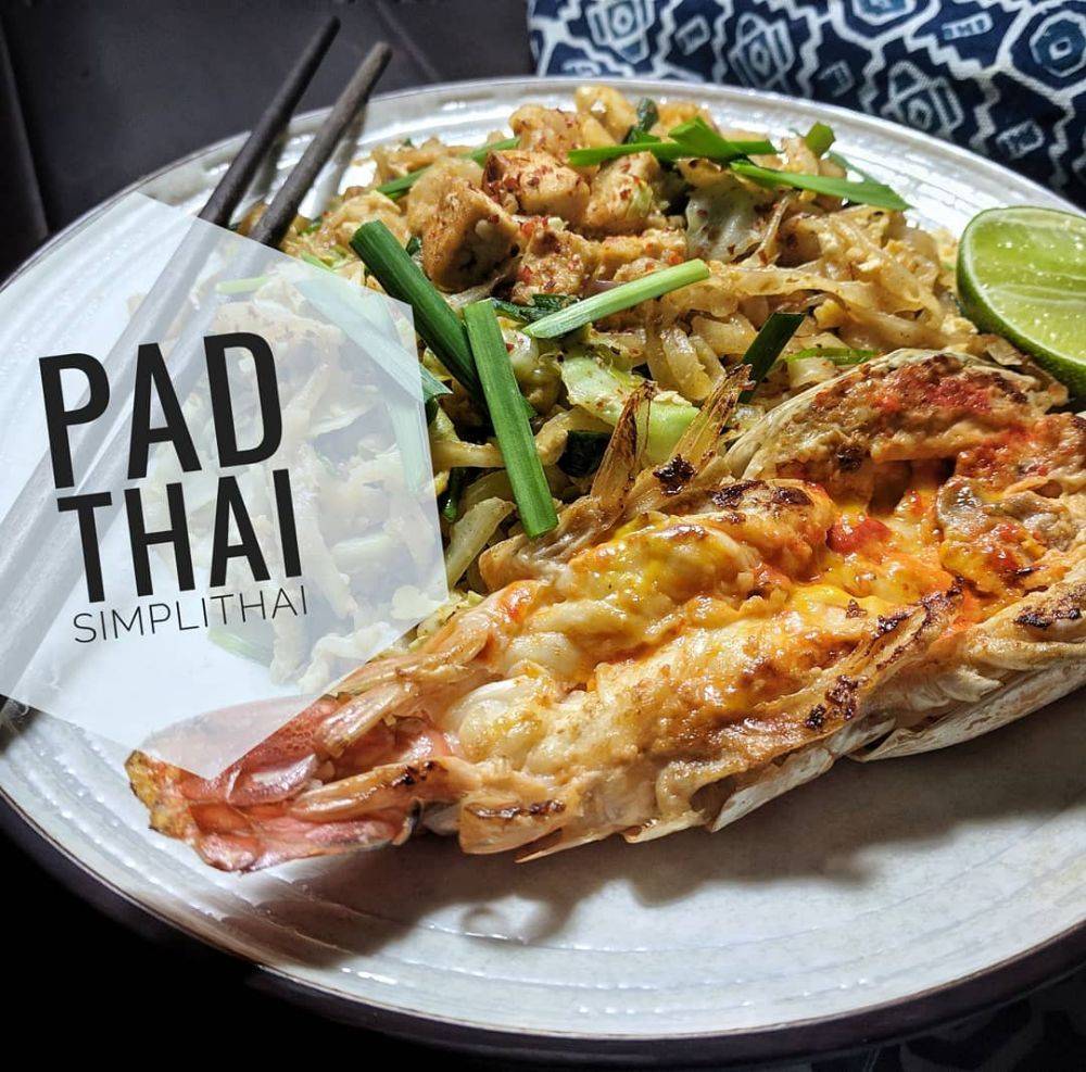 SimpliThai | restaurant | 7800 S 1st St, Austin, TX 78745, USA | 5126779564 OR +1 512-677-9564