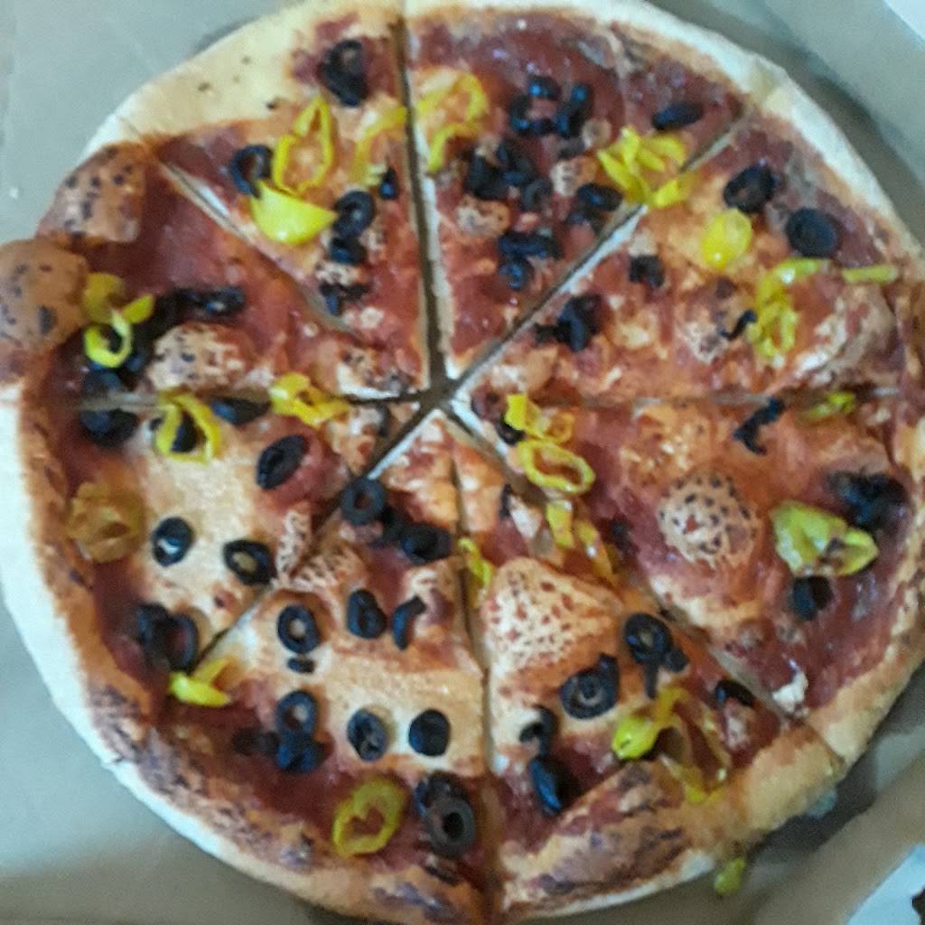 Dominos Pizza | meal delivery | 2256 S, S Grand Blvd, St. Louis, MO 63104, USA | 3147734404 OR +1 314-773-4404