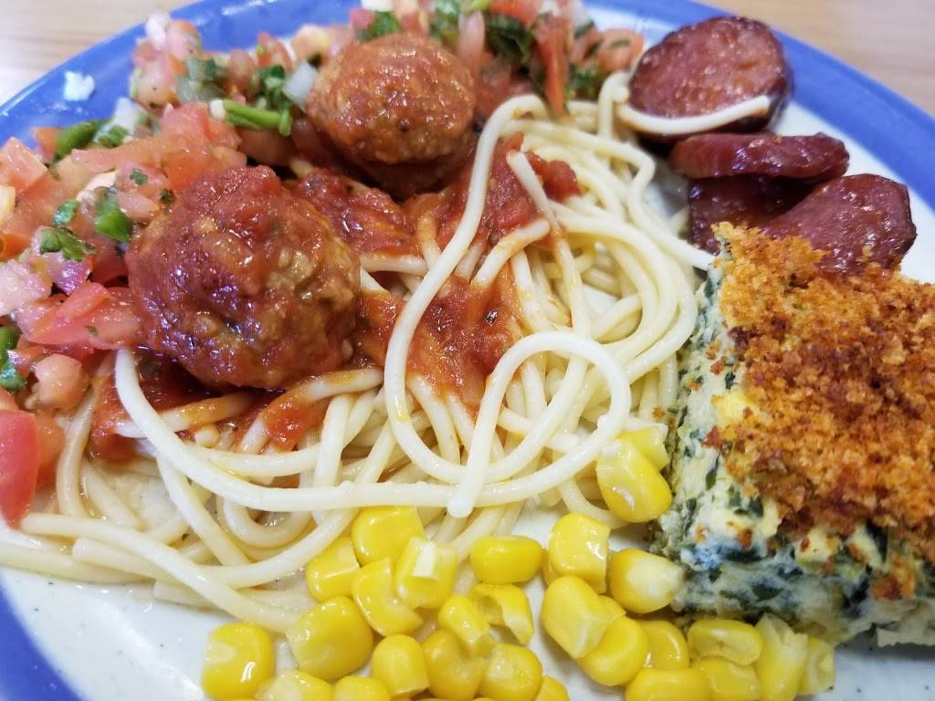 HomeTown Buffet | restaurant | 1008 17th St, Santa Ana, CA 92701, USA | 7145413020 OR +1 714-541-3020