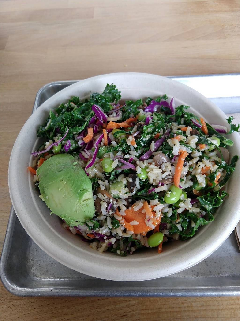 Freshii | restaurant | Suite #F6, 19500 Plummer St, Northridge, CA 91324, USA | 8186789635 OR +1 818-678-9635