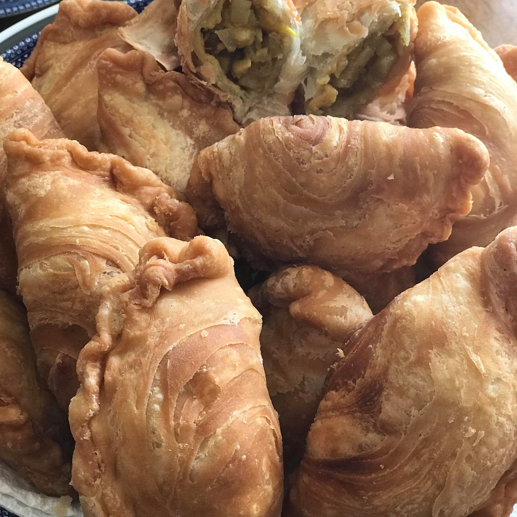 Bee’s Style: Egg Rolls & Fried Rice | restaurant | 492 W Lafayette St, Fayetteville, AR 72701, USA | 4794669060 OR +1 479-466-9060