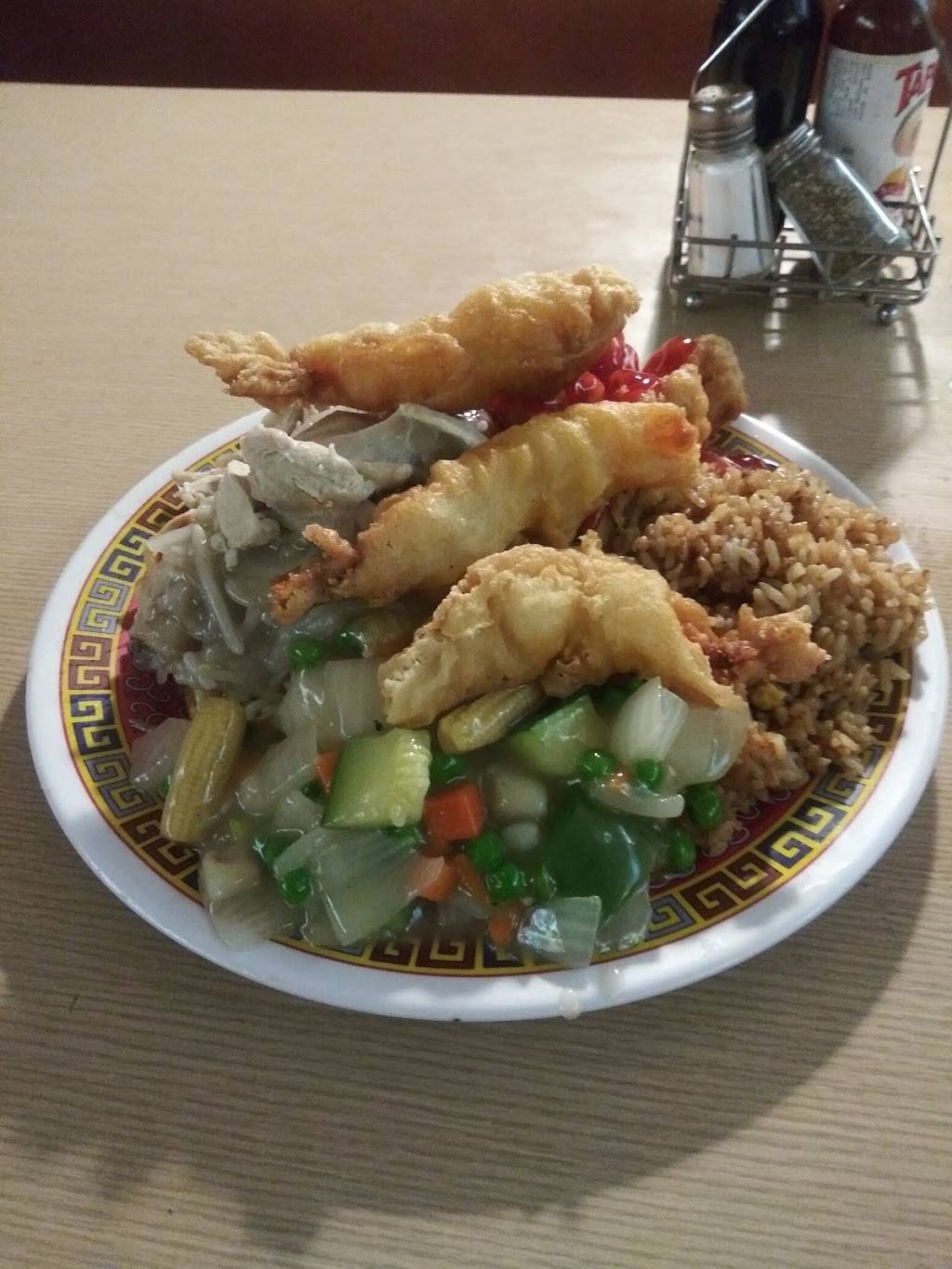 Fongs Chinese Restaurant | restaurant | 4608 E Tulare Ave, Fresno, CA 93702, USA | 5592550682 OR +1 559-255-0682