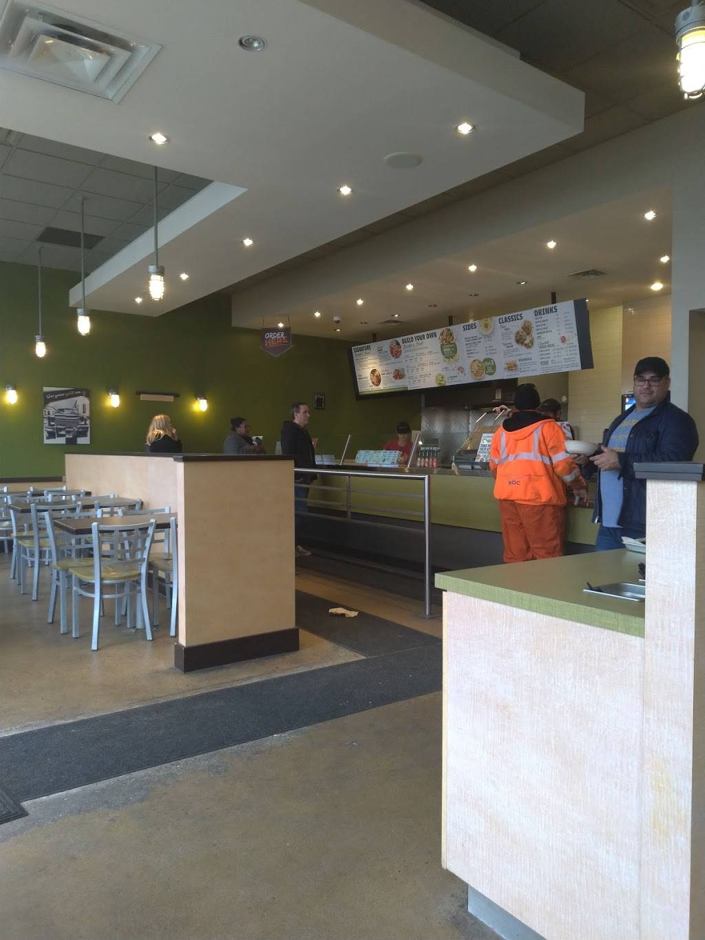 Mucho Burrito Fresh Mexican Grill | restaurant | 2963 Argentia Rd #3, Mississauga, ON L5N 0A2, Canada | 9058268888 OR +1 905-826-8888