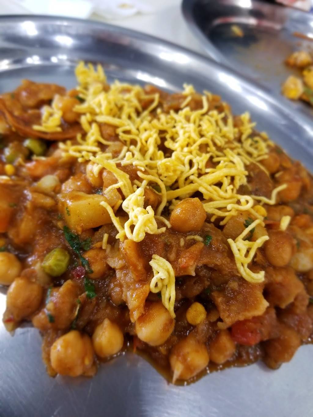 Tandoor Hut | restaurant | 1301 IL-59, Naperville, IL 60564, USA | 6308203600 OR +1 630-820-3600