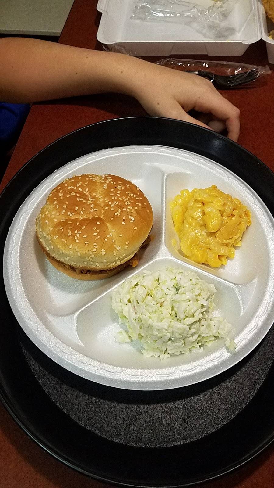 Lees Famous Recipe Chicken | restaurant | 5940 Far Hills Ave, Dayton, OH 45429, USA | 9374392788 OR +1 937-439-2788