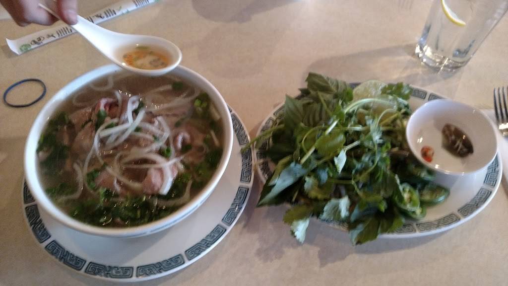 Saigon Dragon Asian Cuisine | restaurant | 2055 W 136th Ave #154, Broomfield, CO 80023, USA | 3032521688 OR +1 303-252-1688