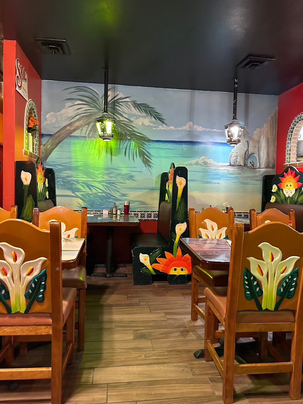 Puerto Vallarta A Family Mexican Restaurant | restaurant | 102 Montague Rd, Yreka, CA 96097, USA | 5308422257 OR +1 530-842-2257