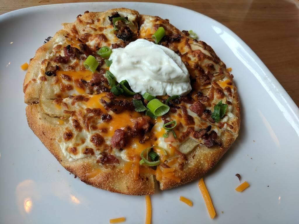 Boston Pizza | restaurant | 65 Resolution Dr, Brampton, ON L6W 0A6, Canada | 9054558500 OR +1 905-455-8500