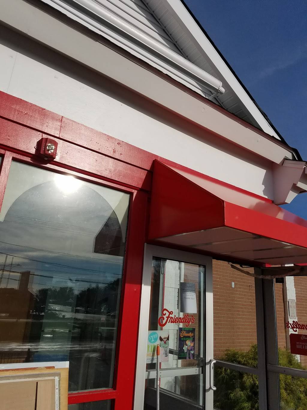 Friendlys | restaurant | 2369 Street Rd, Bensalem, PA 19020, USA | 2152441080 OR +1 215-244-1080