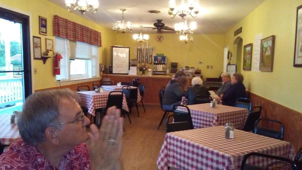 Bonnies Country Kitchen | restaurant | 2 N Berlin Pike, Lovettsville, VA 20180, USA | 5408225285 OR +1 540-822-5285