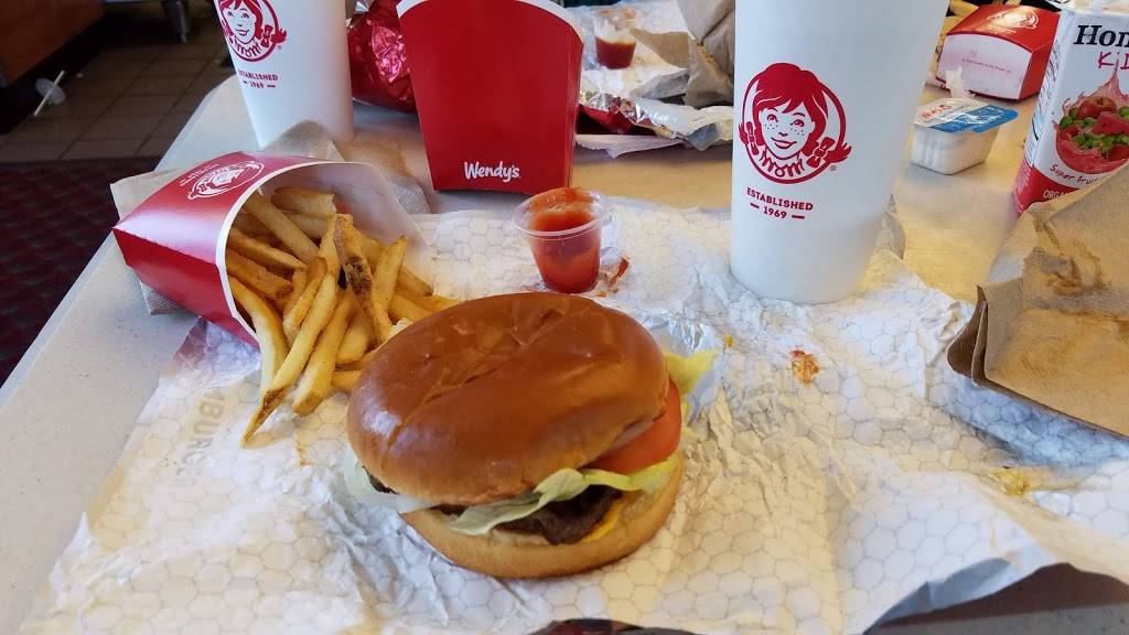 Wendys | restaurant | 4786 Jimmy Lee Smith Pkwy, Hiram, GA 30141, USA | 7702227255 OR +1 770-222-7255
