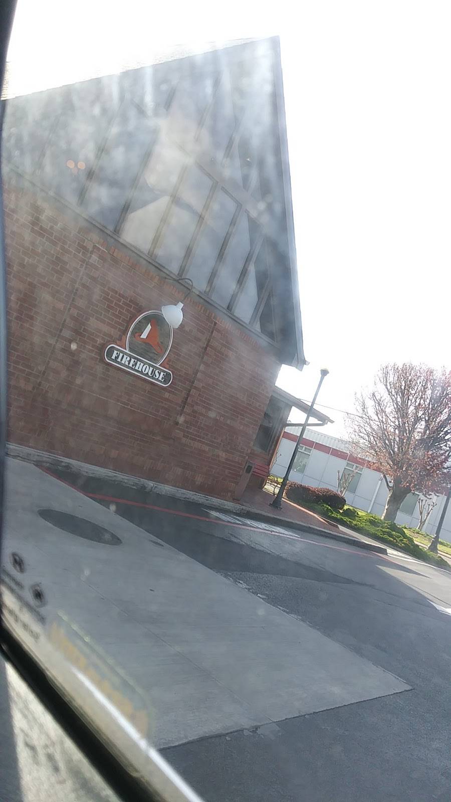 Firehouse Restaurant | restaurant | 627 W Walnut St, Johnson City, TN 37604, USA | 4239290502 OR +1 423-929-0502