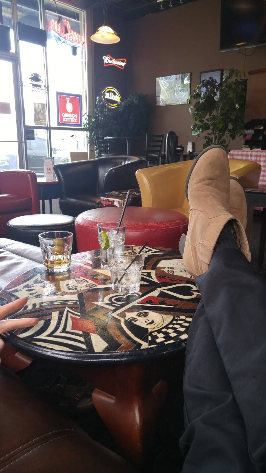 Sadie Maes Deli Dog | restaurant | 10530 SE Washington St, Portland, OR 97216, USA | 5032083055 OR +1 503-208-3055