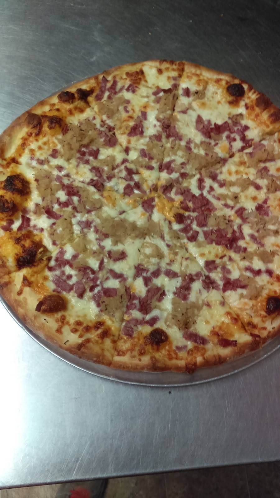 Slices Pizzeria | meal delivery | 46 Pioneer St, Cooperstown, NY 13326, USA | 6075441075 OR +1 607-544-1075