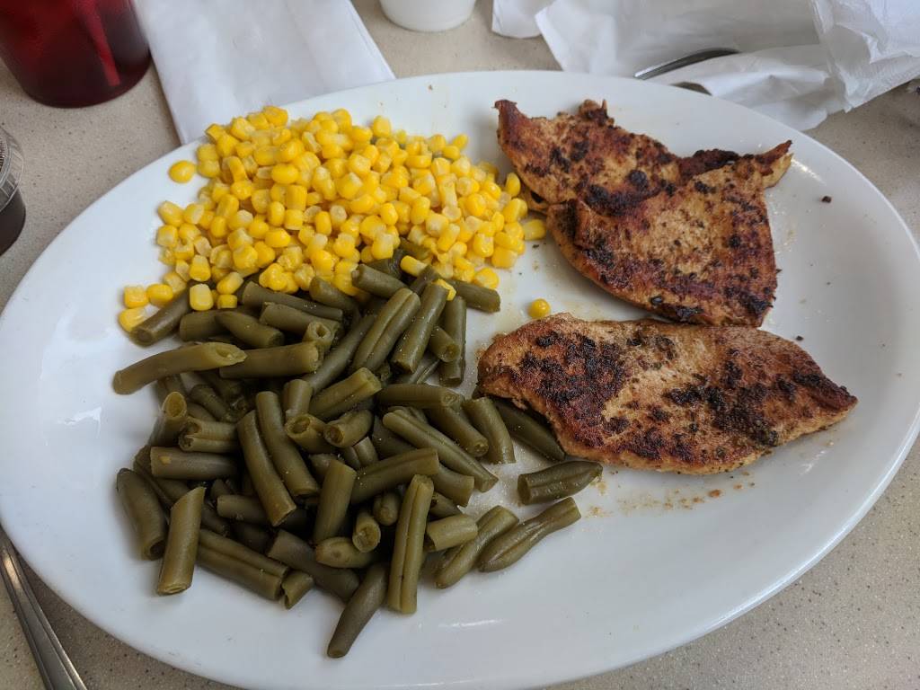 Leos Coney | restaurant | 22373 Eureka Rd, Taylor, MI 48180, USA | 7347207307 OR +1 734-720-7307