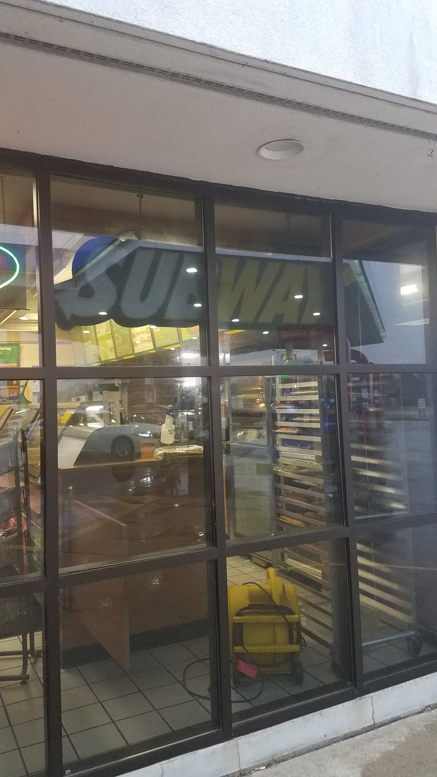 Subway | restaurant | 4919 Town Center Ct SE, Grand Rapids, MI 49512, USA | 6165545903 OR +1 616-554-5903