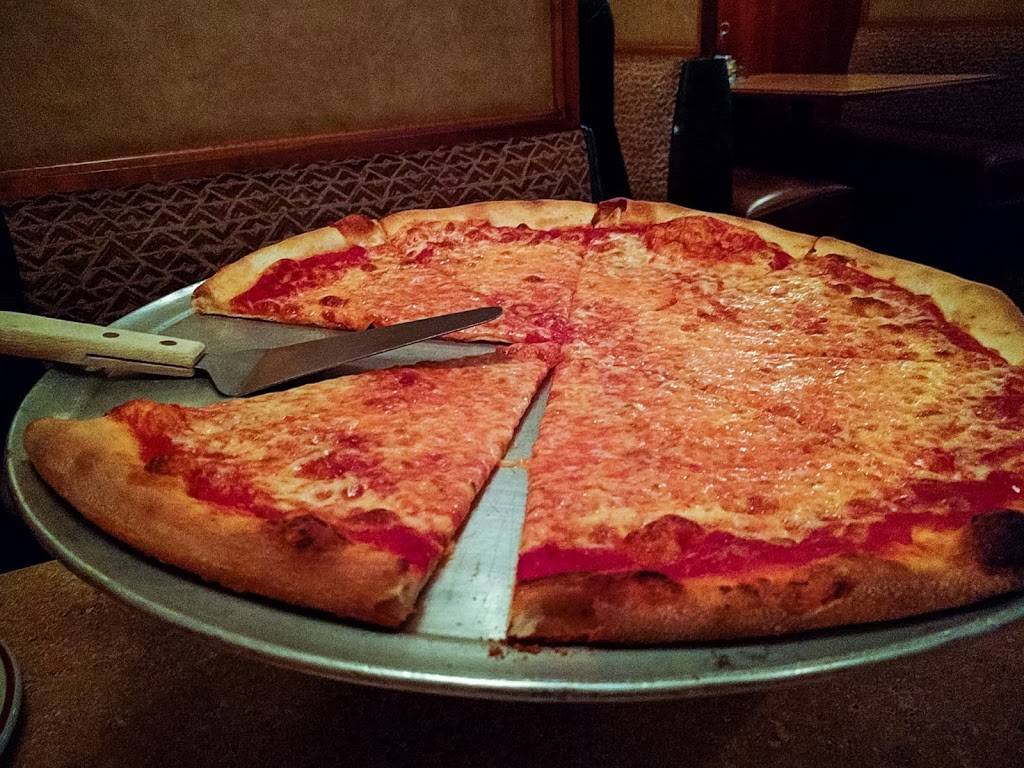 Roman Delight | restaurant | 255 E Street Rd, Warminster, PA 18974, USA | 2159576465 OR +1 215-957-6465